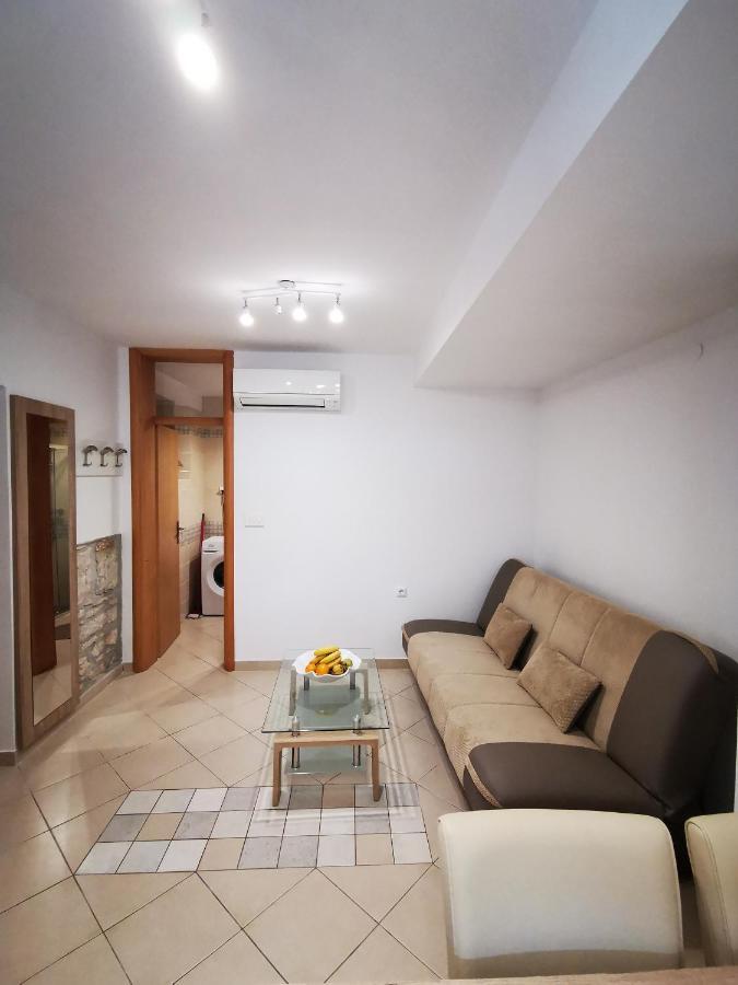 Meressa Paolia Apartments Novigrad Istria Esterno foto