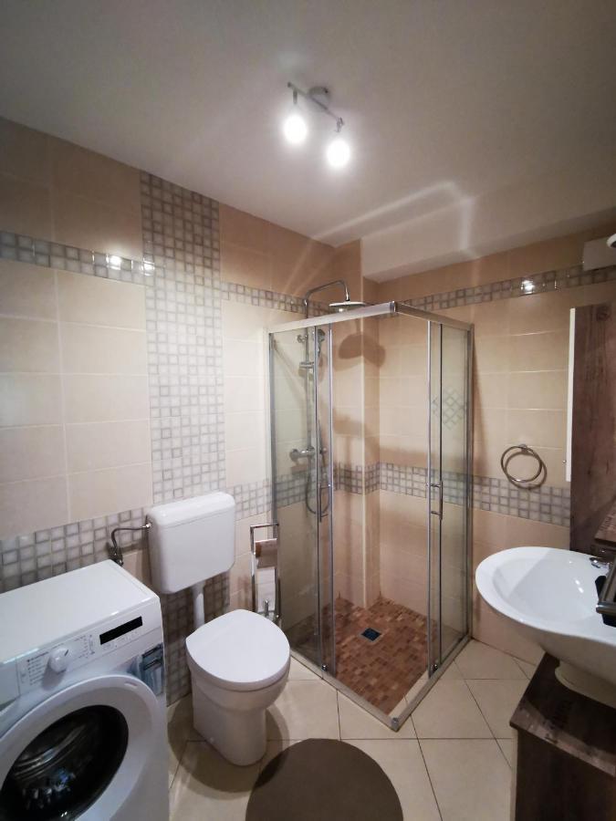 Meressa Paolia Apartments Novigrad Istria Esterno foto