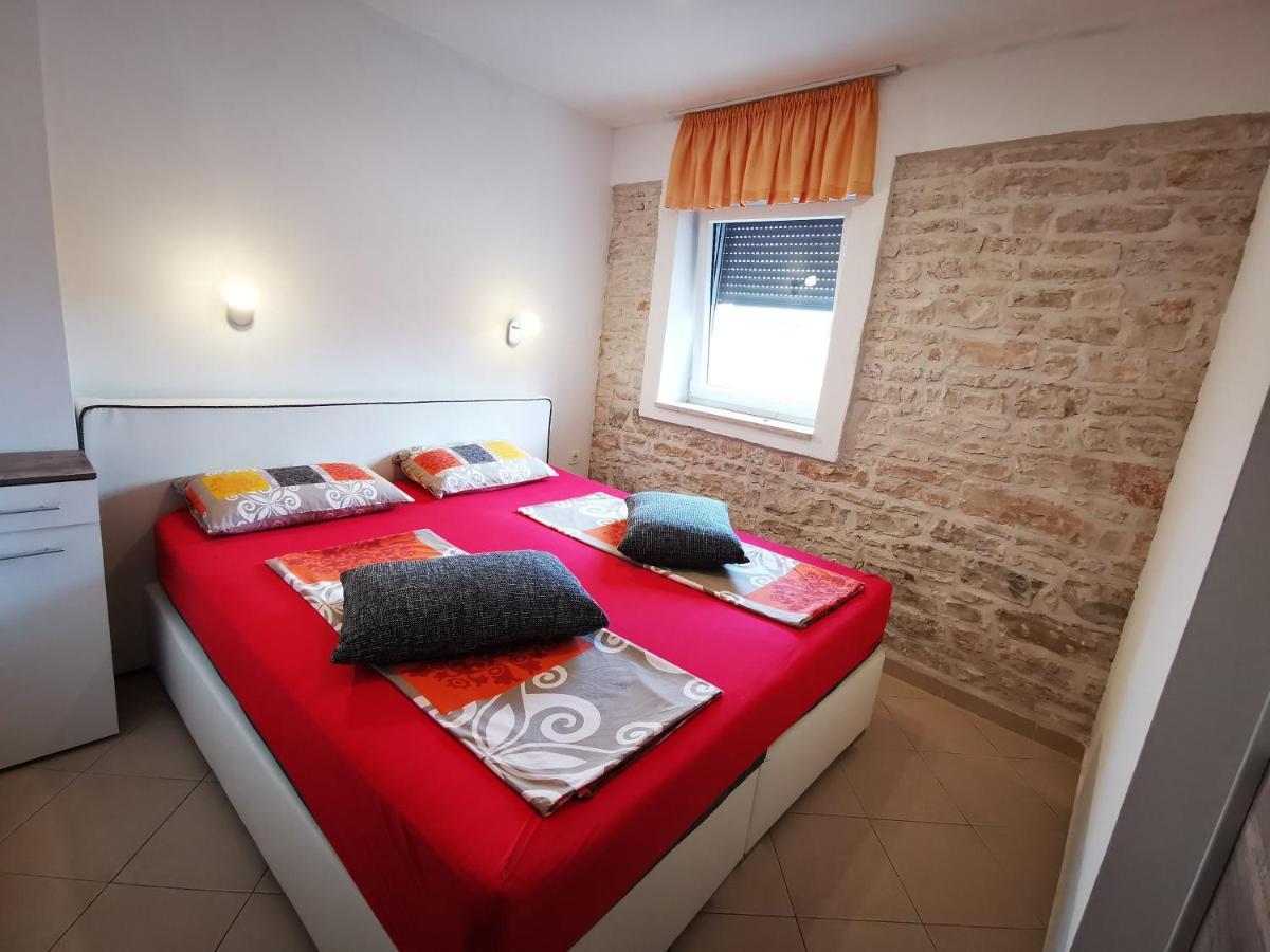 Meressa Paolia Apartments Novigrad Istria Esterno foto